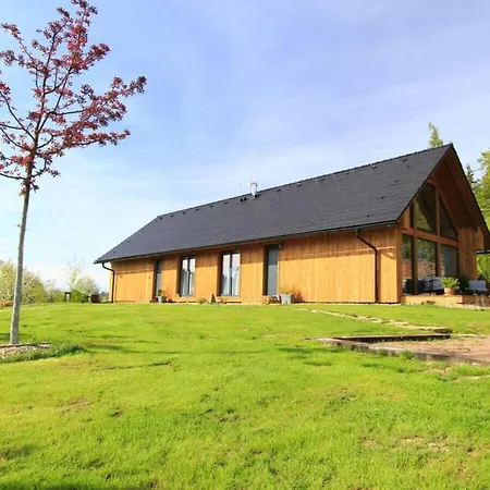 Villa Pernstejn Vpm019 Comfortable Holiday Ujcov